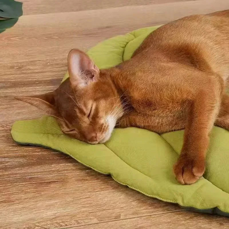 Cat Bed Mats Soft Cotton Leaf Shaped